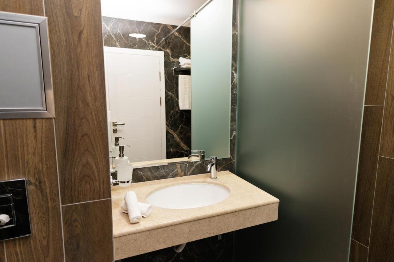 Burgas Beach Resort 2 Apartments Екстер'єр фото