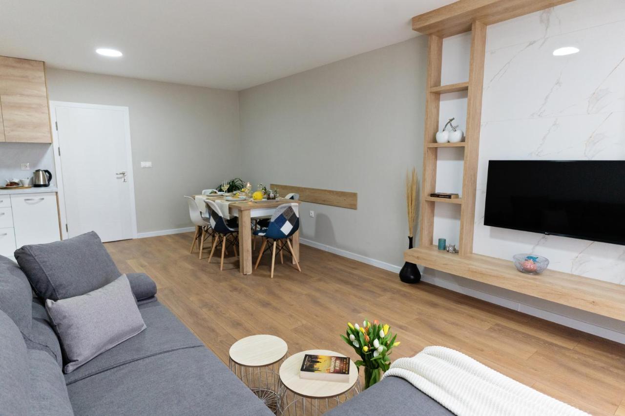 Burgas Beach Resort 2 Apartments Екстер'єр фото